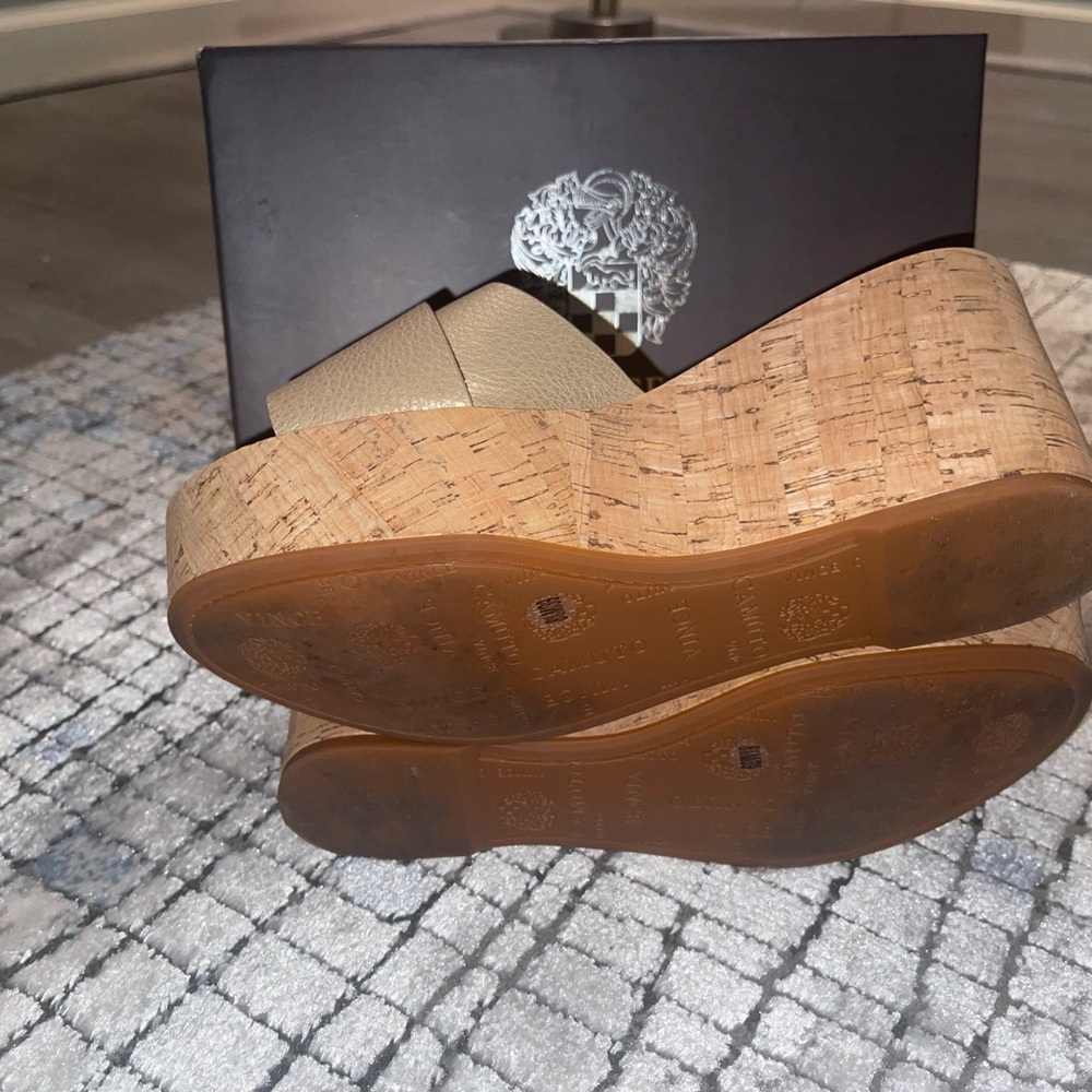 Vince Camuto Kessina Cork Wedge | Size 8.5/39M - Picture 4 of 8